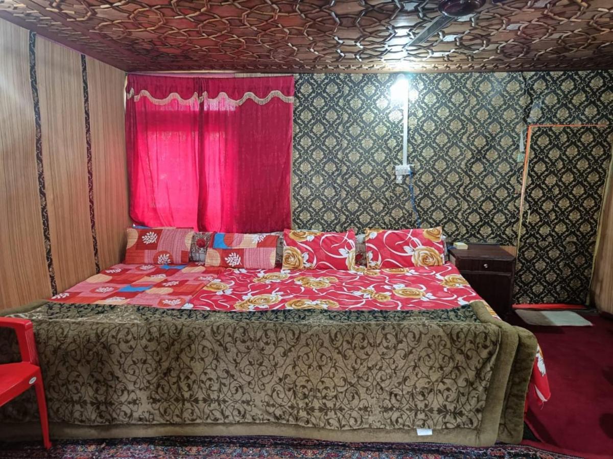 Island Apartment Srinagar  Exterior photo