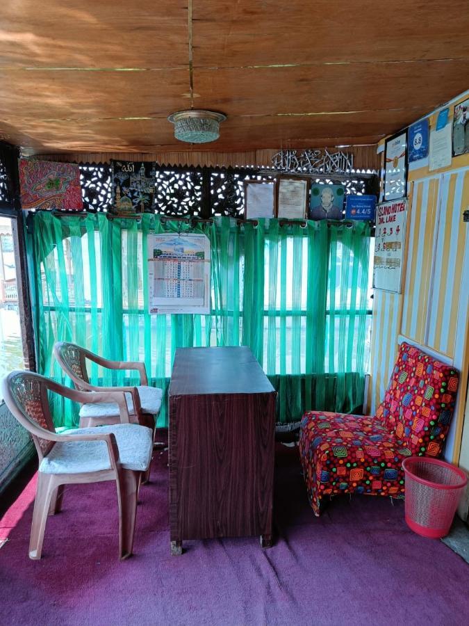 Island Apartment Srinagar  Exterior photo